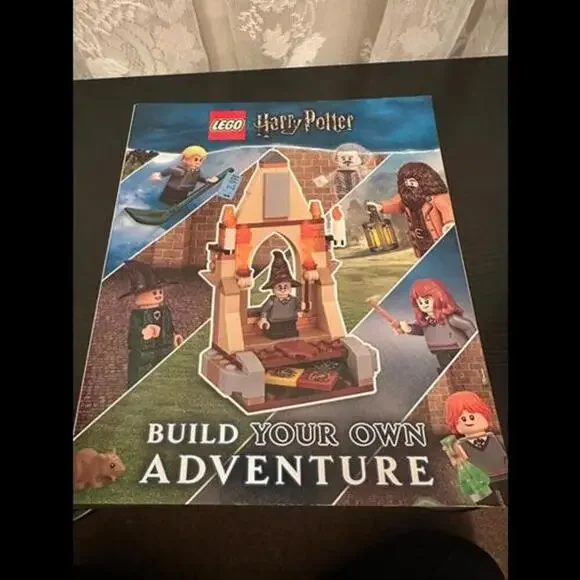 LEGO Harry Potter "Build Your Own Adventure" Book - Picture 1 of 2